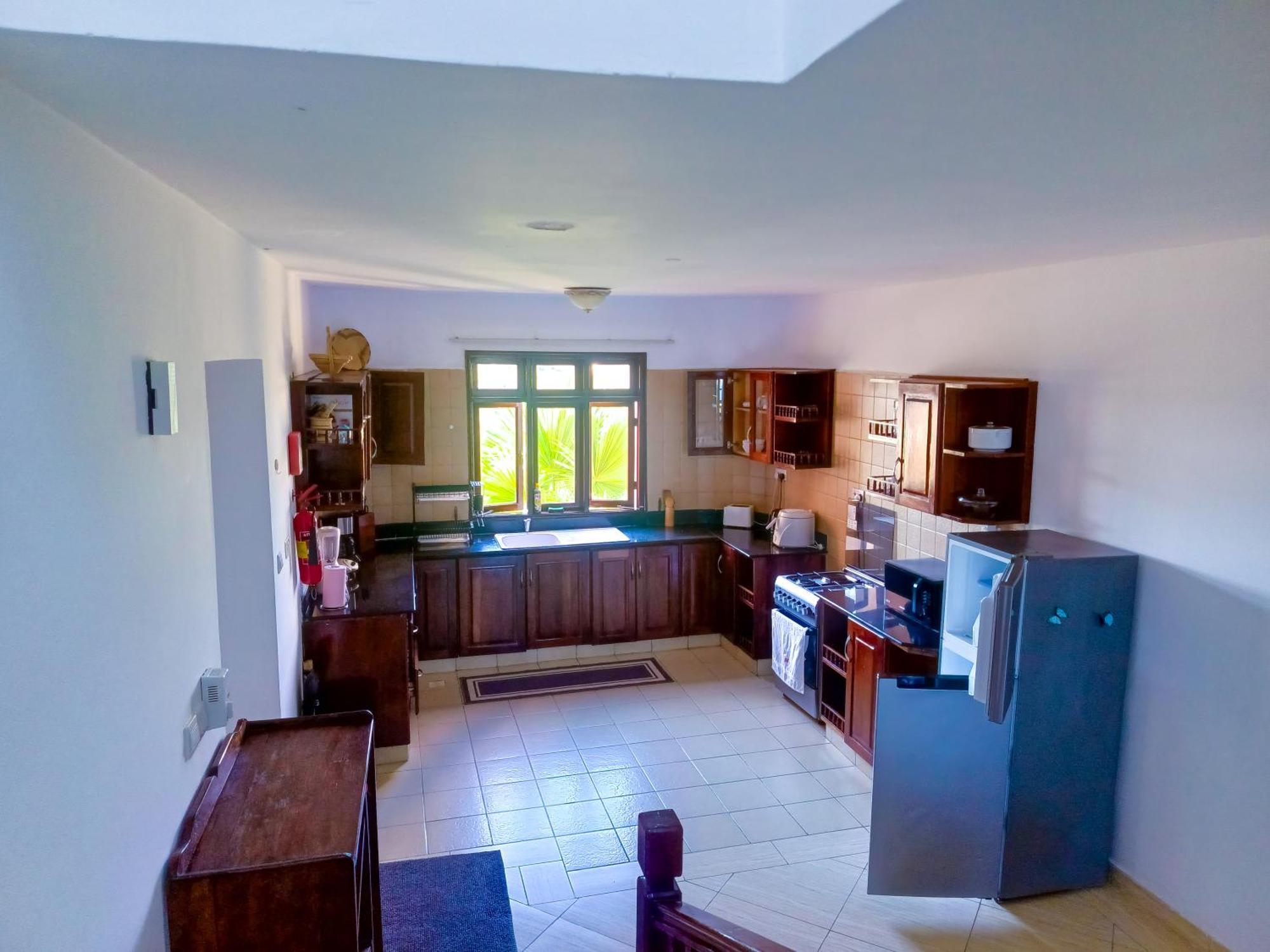 Ivory Beachfront Stays Mombasa Ngoại thất bức ảnh